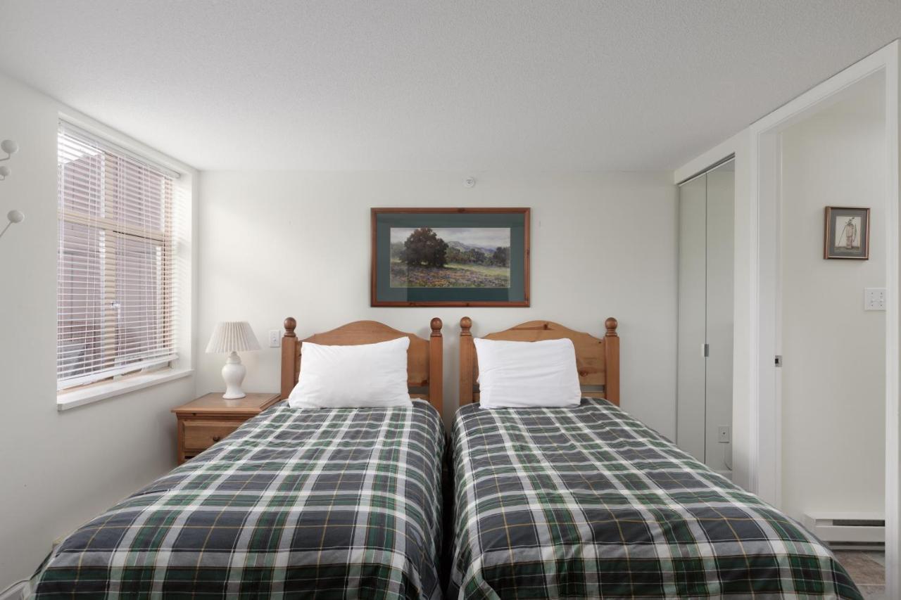 Tyndall Stone Lodge By Cozystay Signature Whistler Extérieur photo