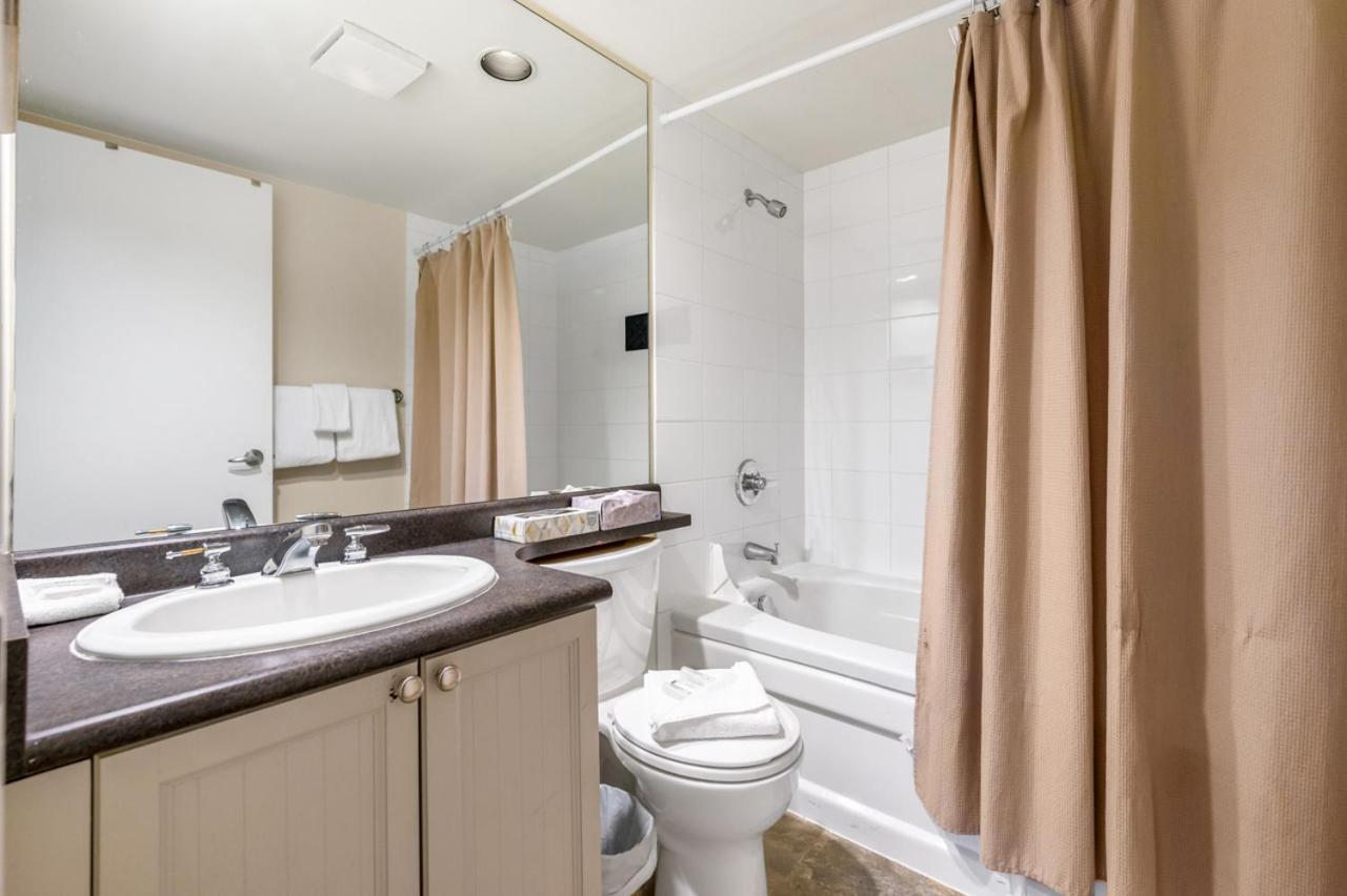 Tyndall Stone Lodge By Cozystay Signature Whistler Extérieur photo