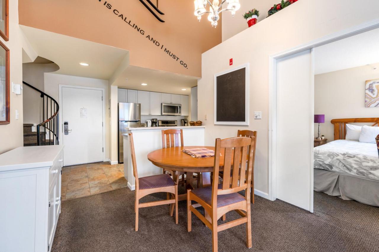Tyndall Stone Lodge By Cozystay Signature Whistler Extérieur photo