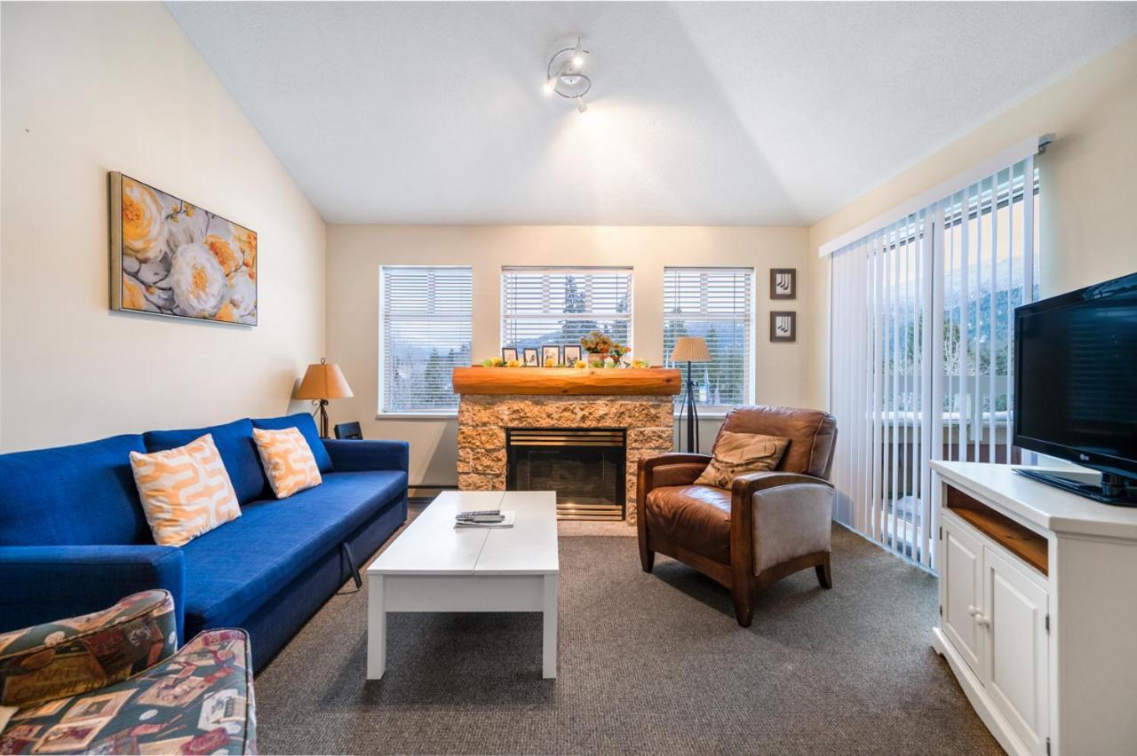 Tyndall Stone Lodge By Cozystay Signature Whistler Extérieur photo